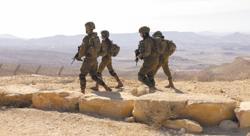 Las mujeres israelíes combaten por primera vez en el frente de batalla en Gaza