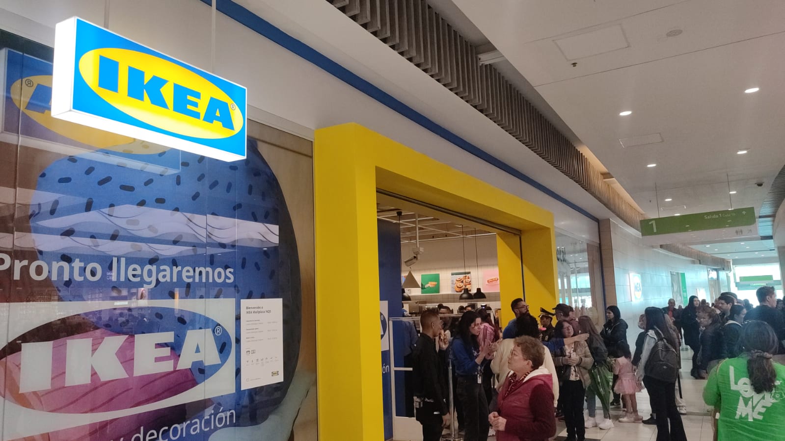 ¿Qué es IKEA y por qué su llegada a Colombia causa enormes filas?
