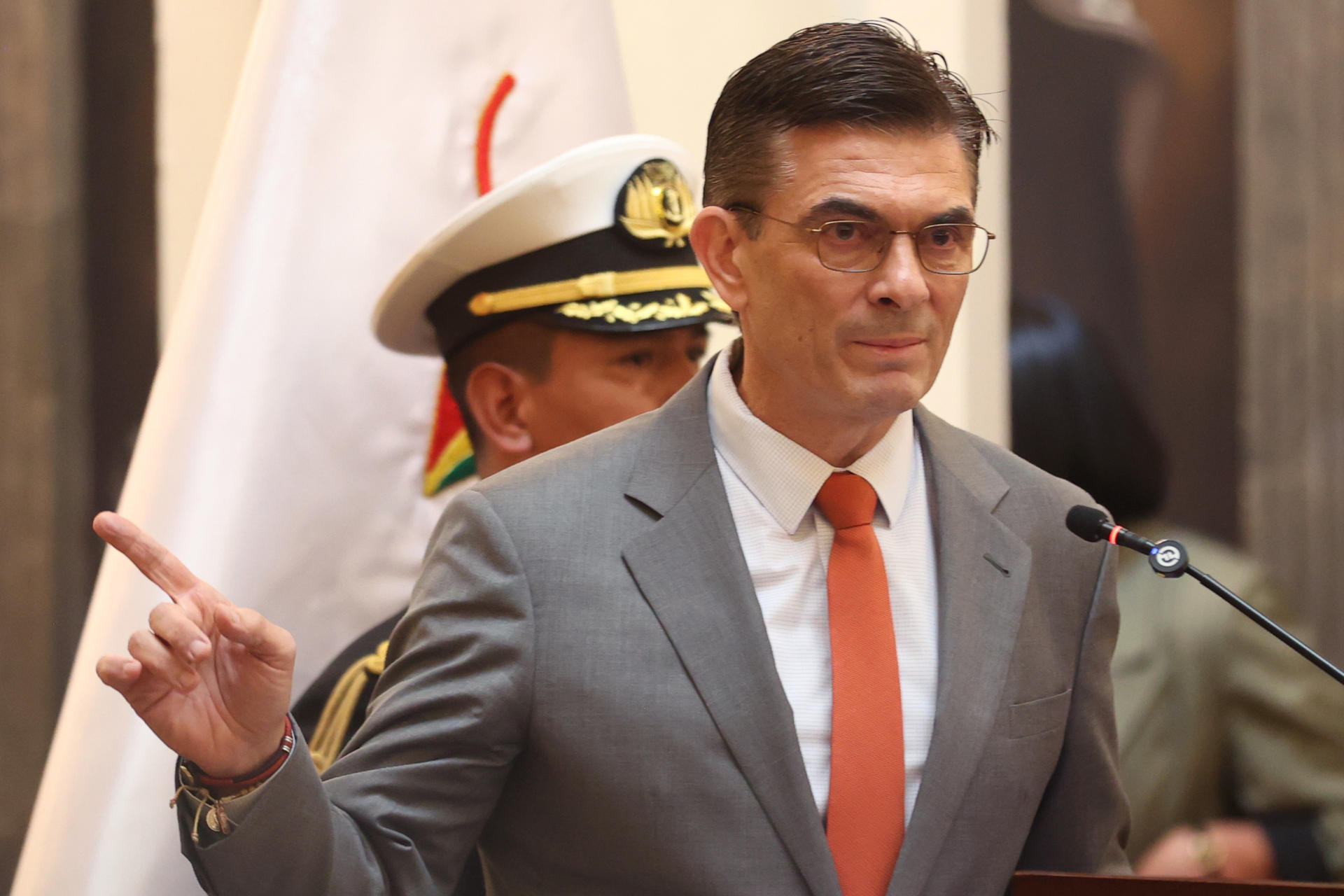 Incertidumbre en Bolivia tras el fin a dos décadas de subsidios a combustibles