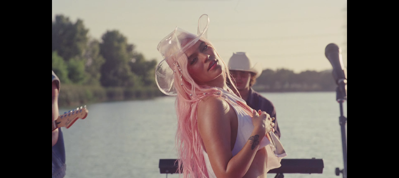 Karol G respondió indirectas de Anuel AA en su nueva canción ‘Mi ex tenía razón’