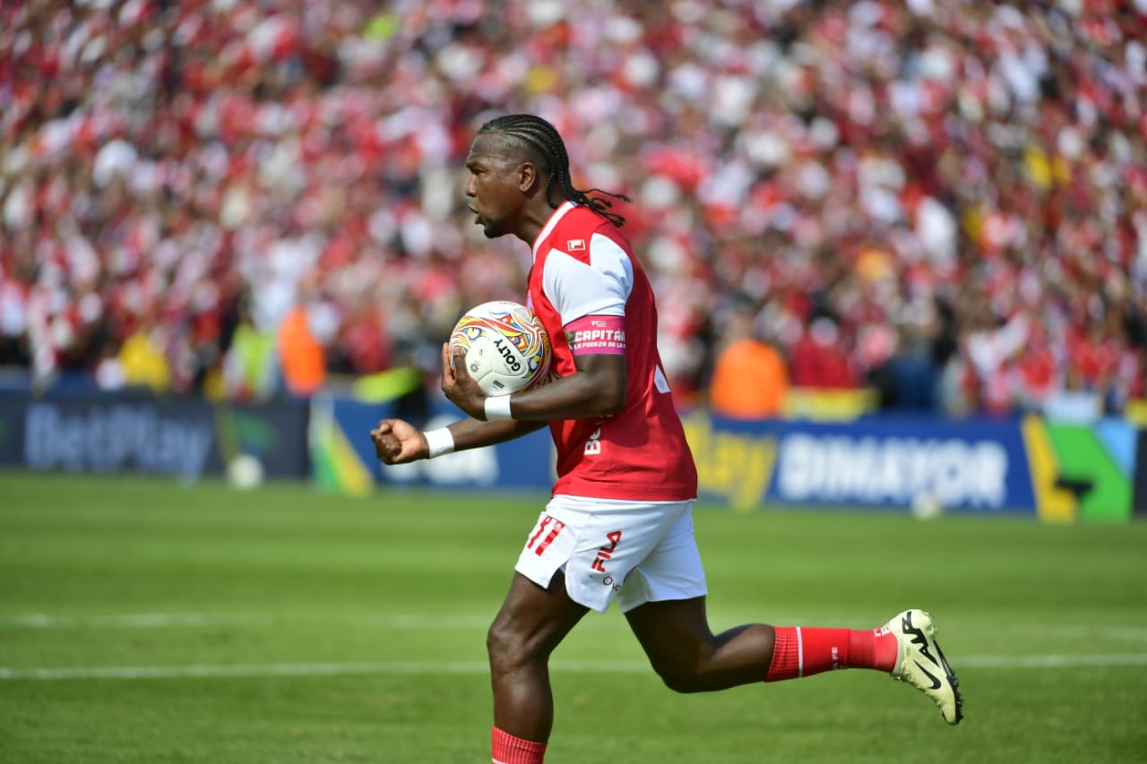Hugo Rodallega fue uno de los goleadores de la tarde.