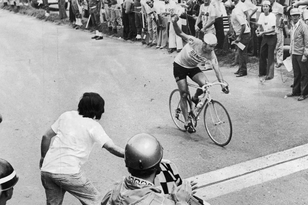 El primer triunfo de Colombia en las grandes vueltas del ciclismo