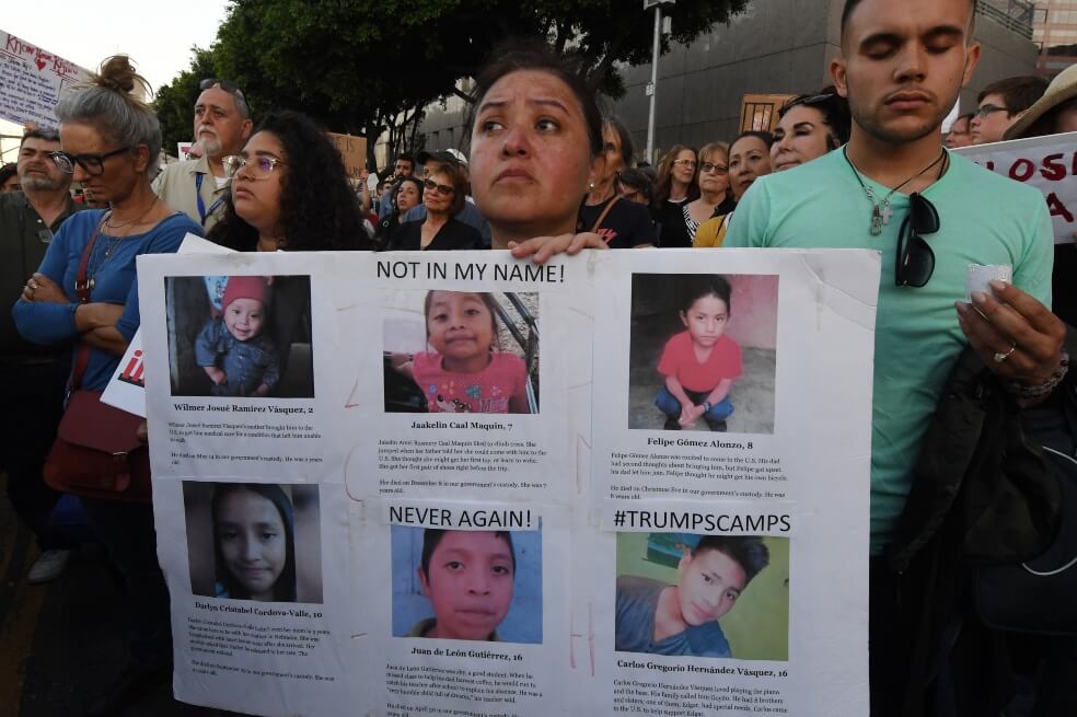 Arte en celdas de detención: los niños migrantes dibujan su realidad