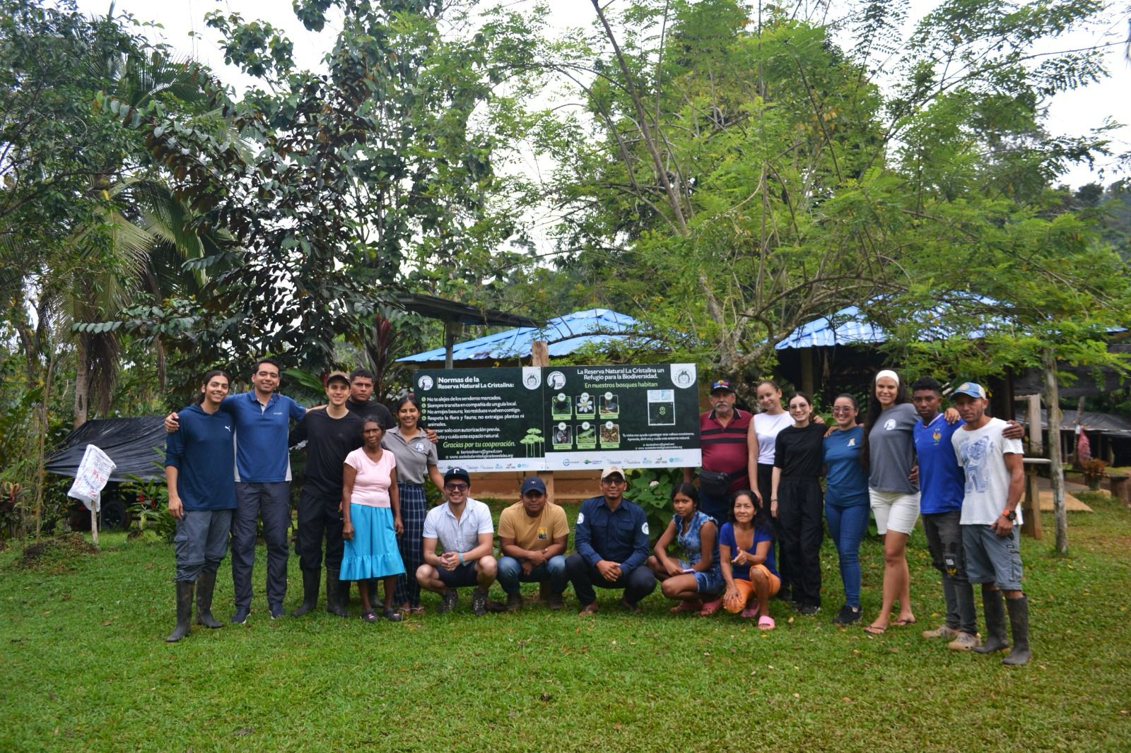 Familias campesinas y equipos de investigación en proyectos de conservación comunitaria y sistemas agroforestales de cacao en el Alto Sinú.
