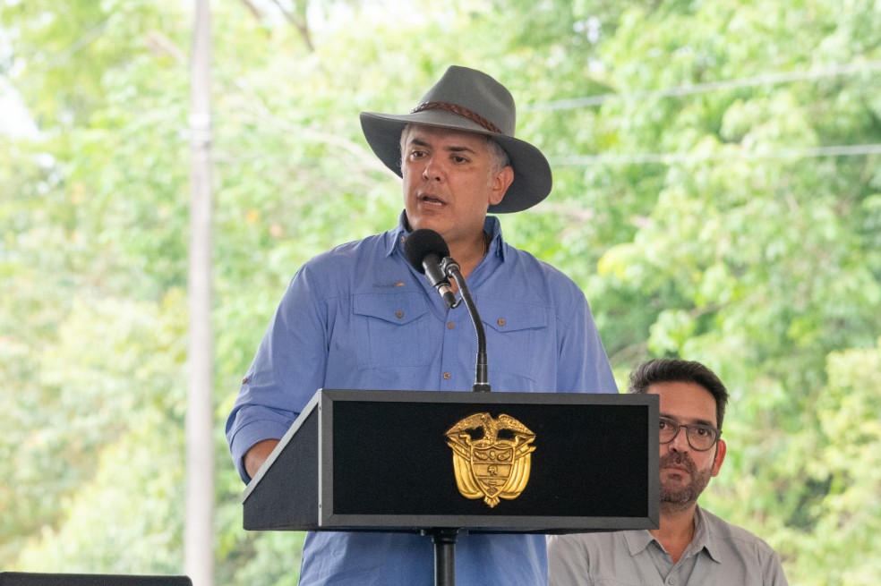 “Que el Eln diga a quién le está haciendo campaña”: Duque ante paro armado