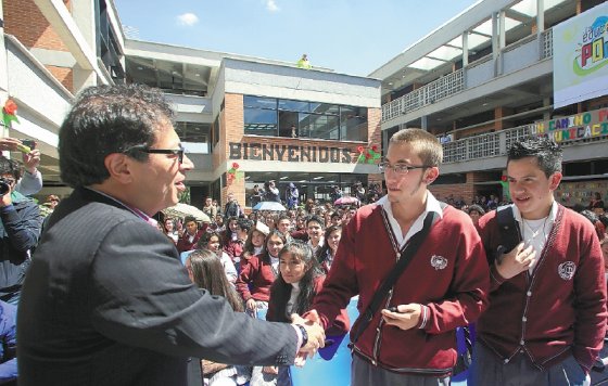Alcaldía de Bogotá aprobó por decreto presupuesto de $16,6 billones para 2016