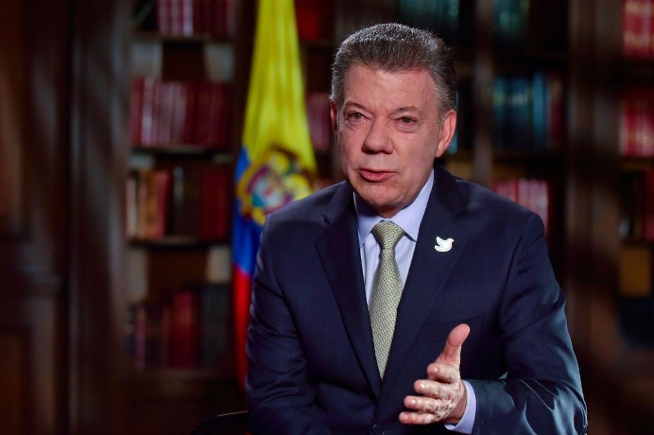 Con los $15 billones recortados del presupuesto se le daría educación gratis a niños de colegios públicos