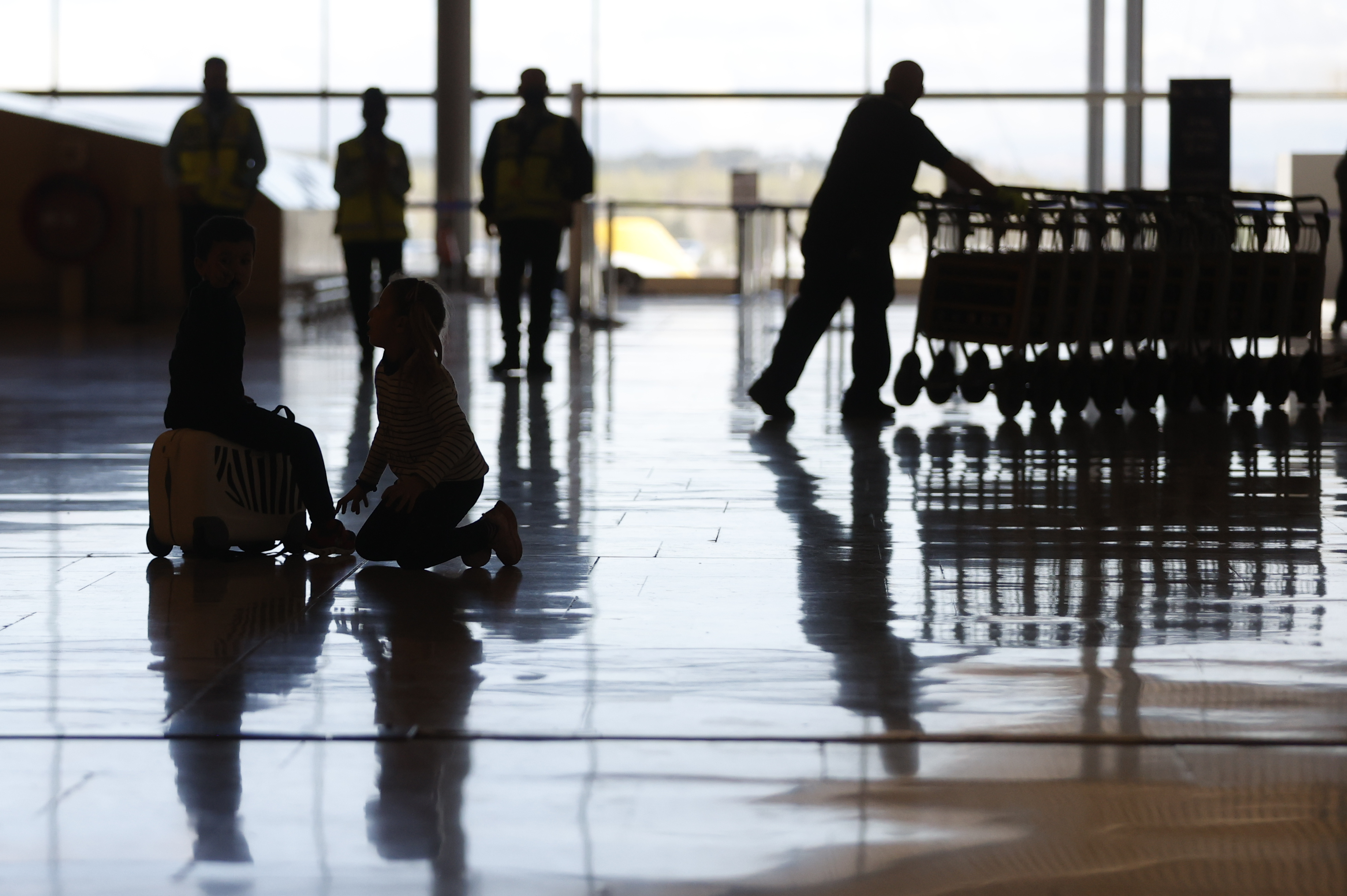 A nadie le importa el trato a viajeros rechazados en el aeropuerto de Cancún