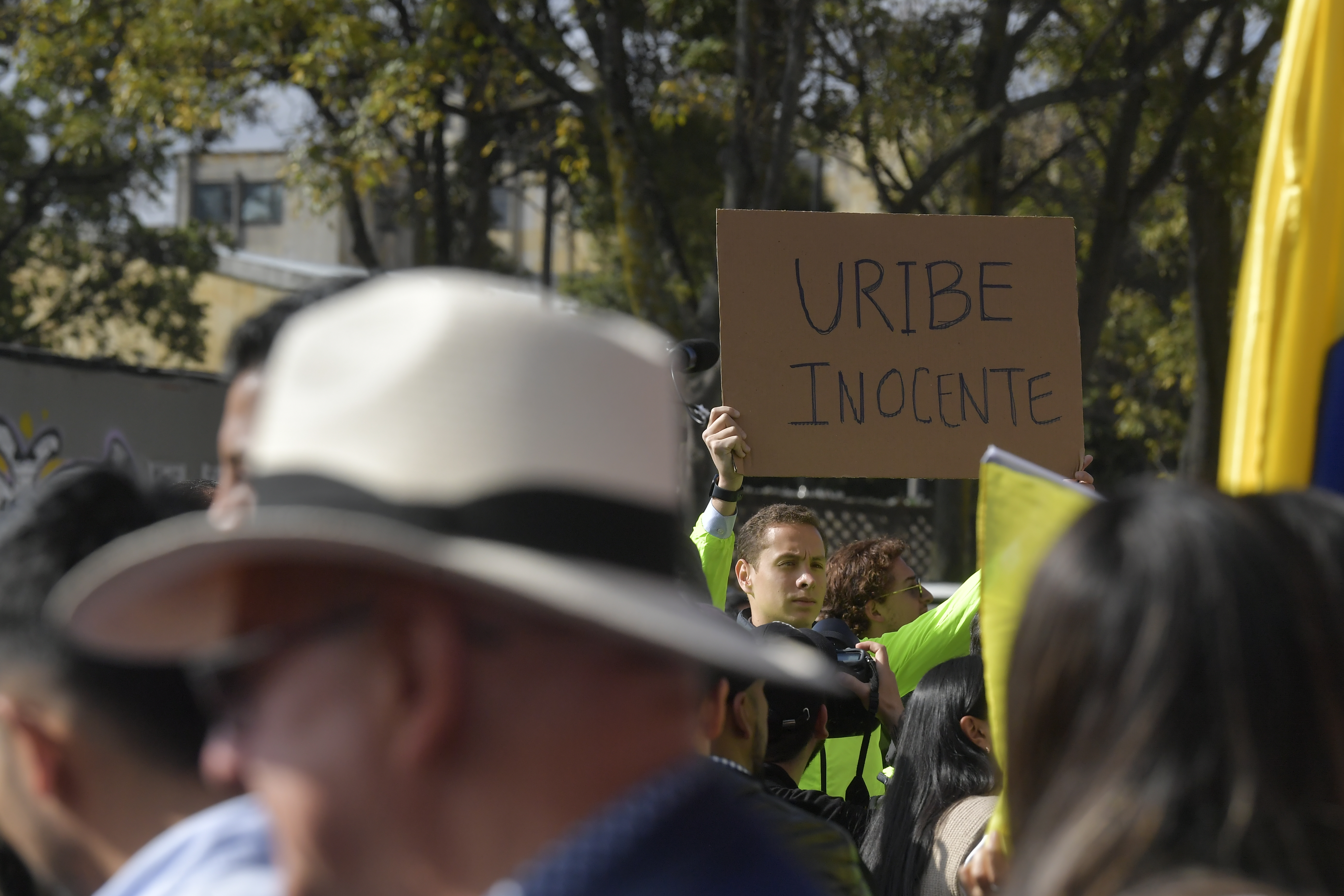 Juicio contra Uribe: así fue como Hilda Niño y Diego Cadena se contactaron