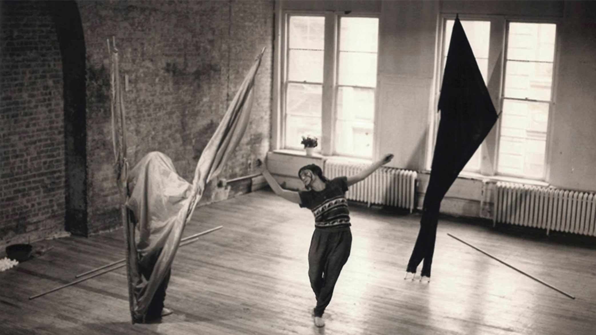 Muestra colectiva de artistas latinos que forjaron la escena de Nueva York