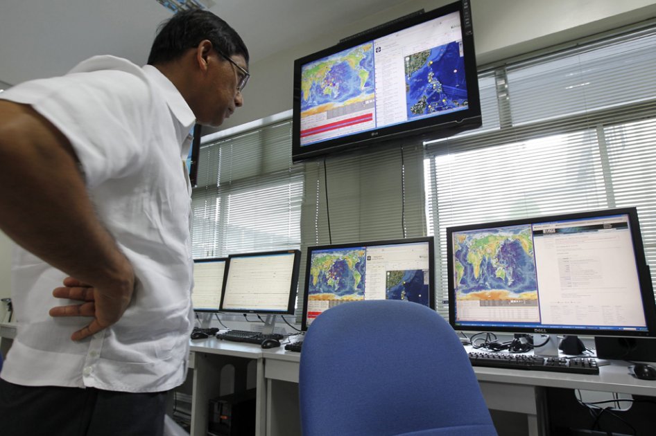 Tsunami arrasó con tres aldeas y dejó 5 muertos en Islas Salomón