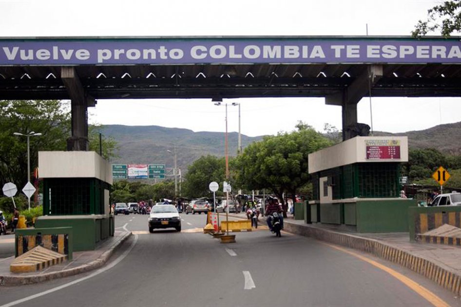 Colombia muestra «inconformidad» por cierre fronterizo nocturno con Venezuela