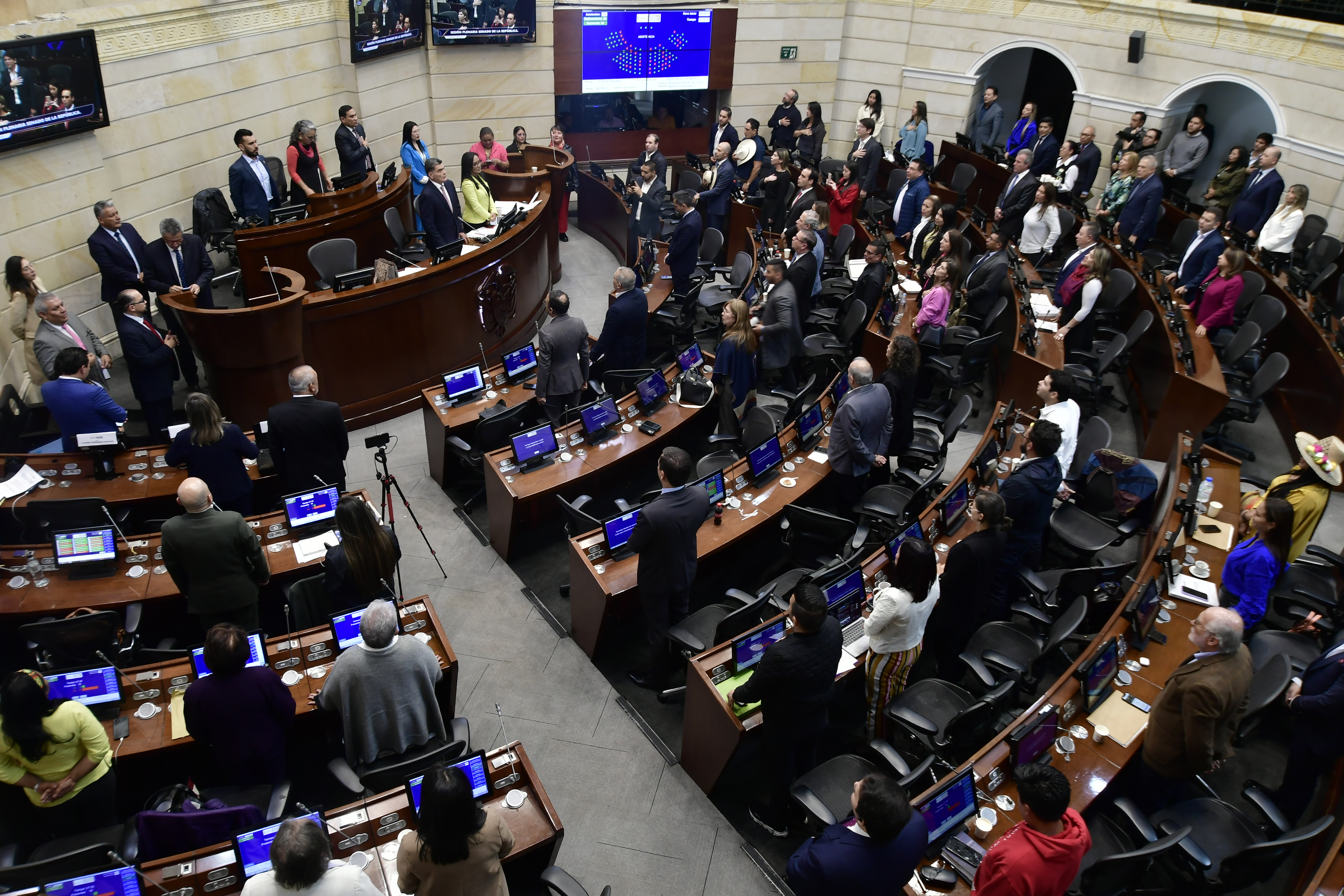 Los fantasmas de la silla vacía sobrevuelan otra vez sobre el Congreso