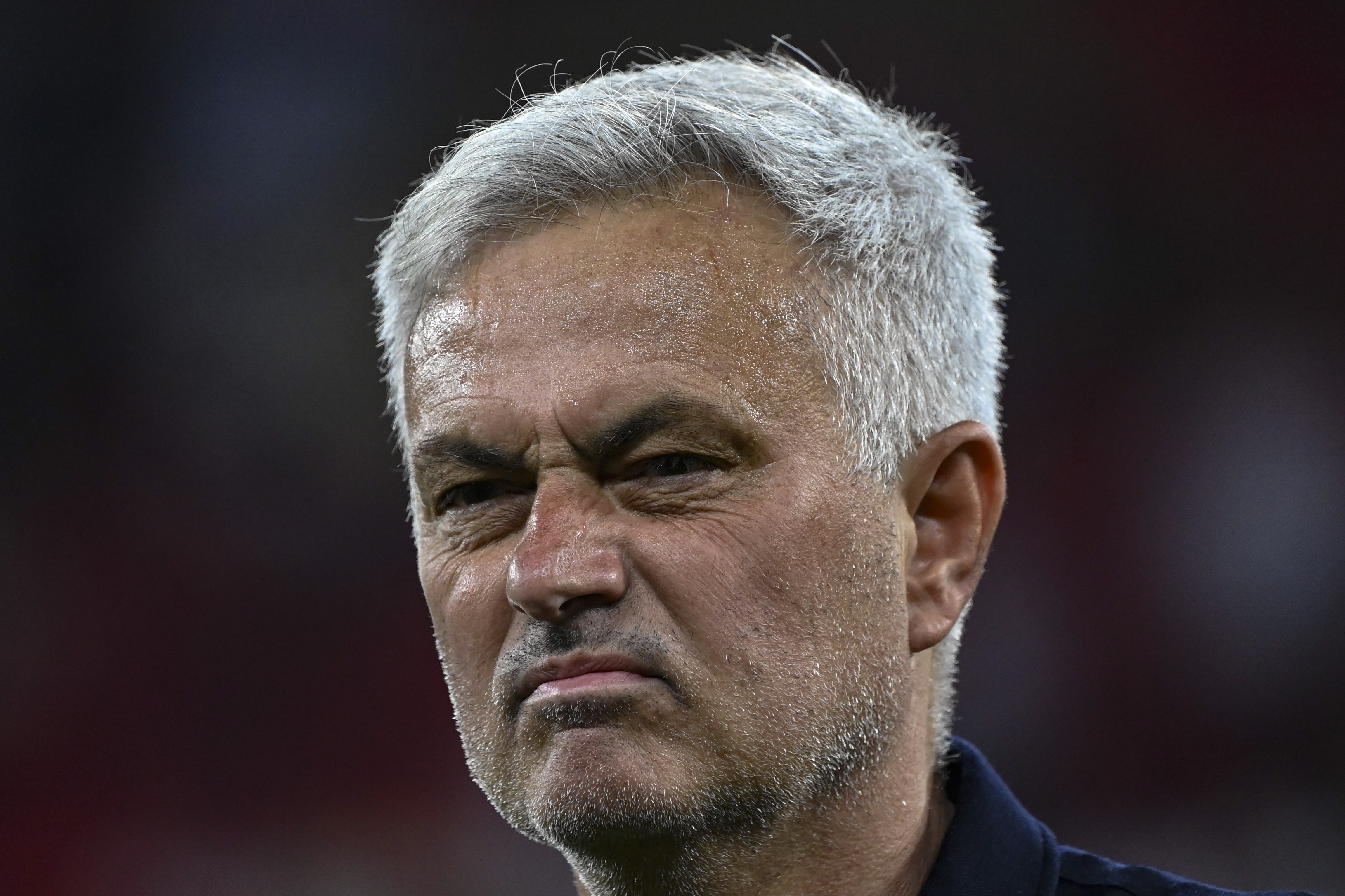 La UEFA abrió un proceso disciplinario contra Mourinho