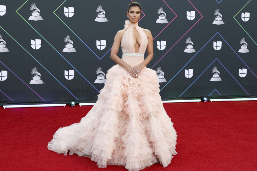 ROSELYN SÁNCHEZ. La actriz, modelo y cantante puertorriqueña siempre deslumbra por su elegancia.
