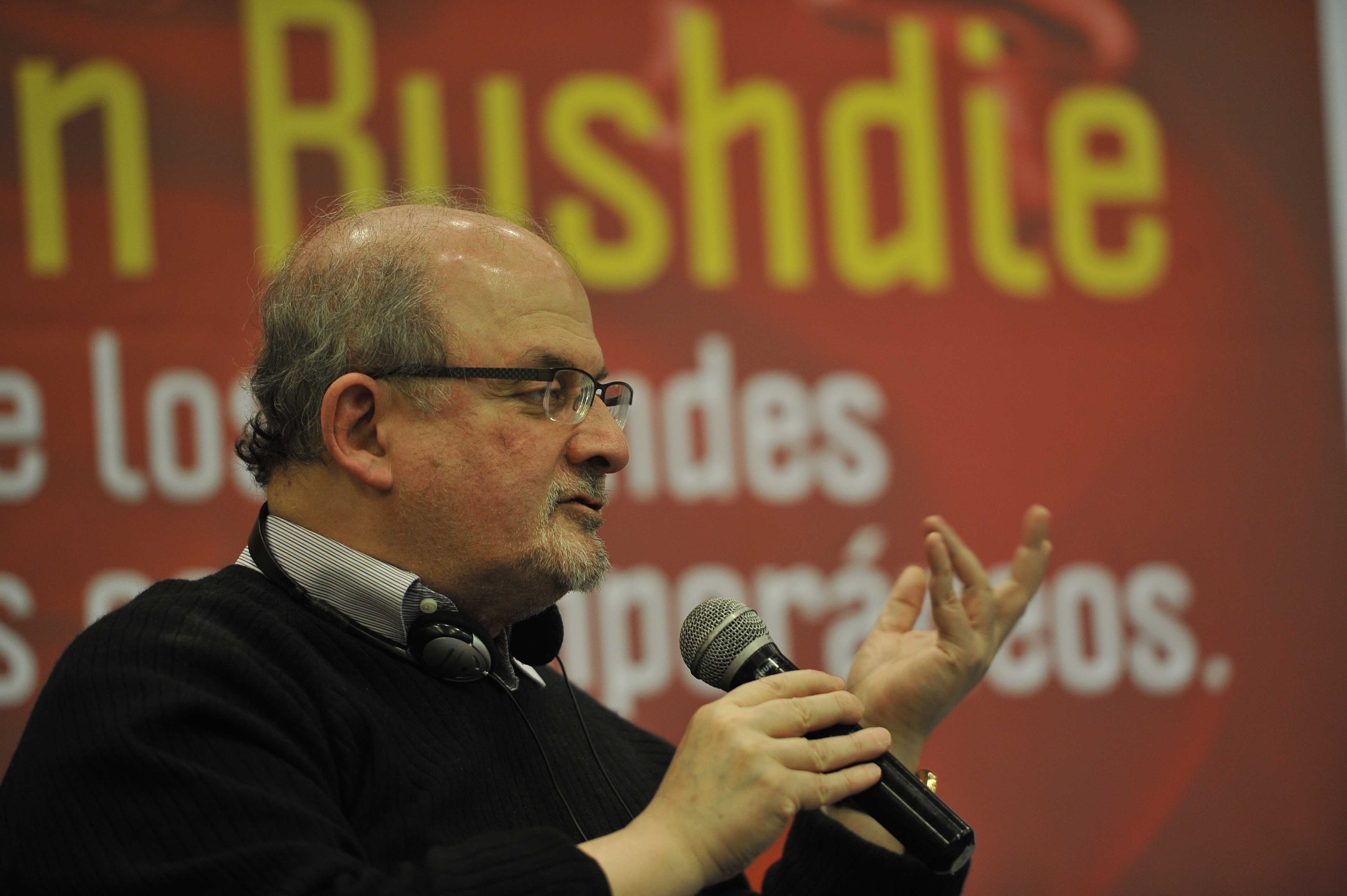 Escritor durante foro