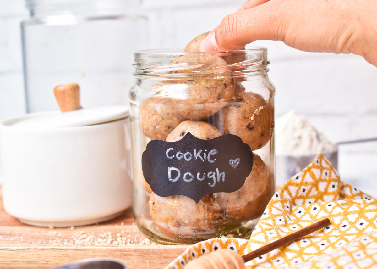 La receta de día: así se preparan unas deliciosas bolitas de galleta