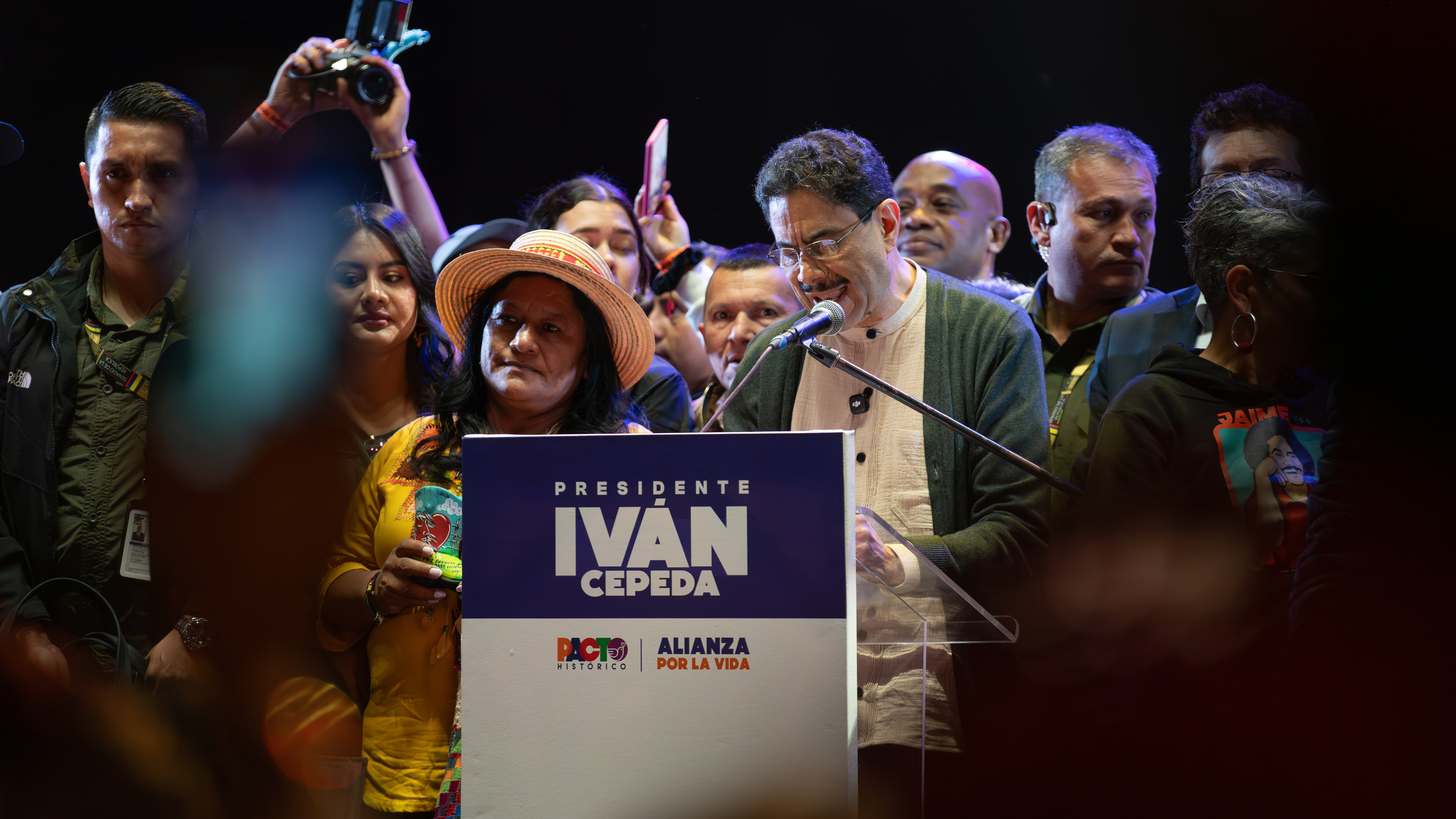 Iván Cepeda detrás de escena: esta es su estrategia para ganar en primera vuelta