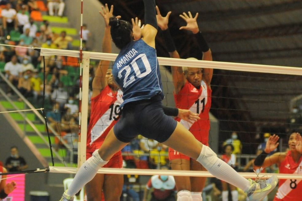 Colombia perdió con Perú y complicó sus chances de ir al Mundial de voleibol