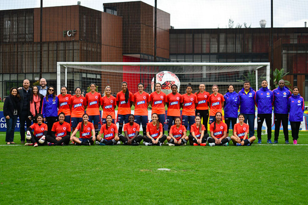 Selección femenina de fútbol volvió a entrenar después de 250 días