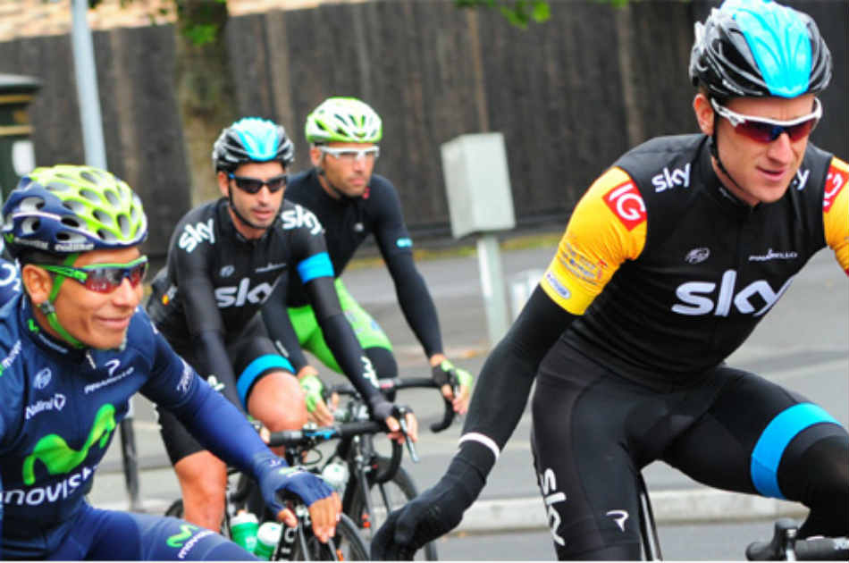 Nairo Quintana (Movistar) y Bradley Wiggins (Sky) al término de la 6° etapa.