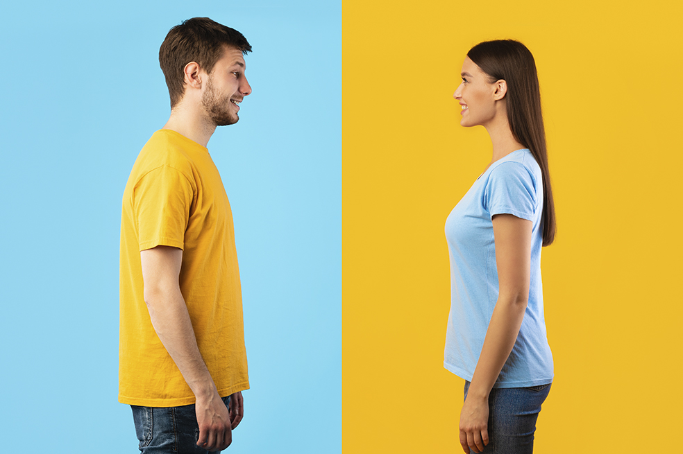Soñar con hombres y mujeres: ¿rivalidad o éxito?