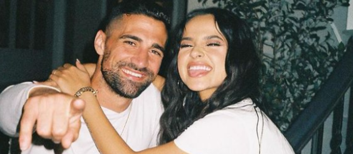 “He luchado con traumas”: novio de Becky G lanzó declaración sobre su infidelidad