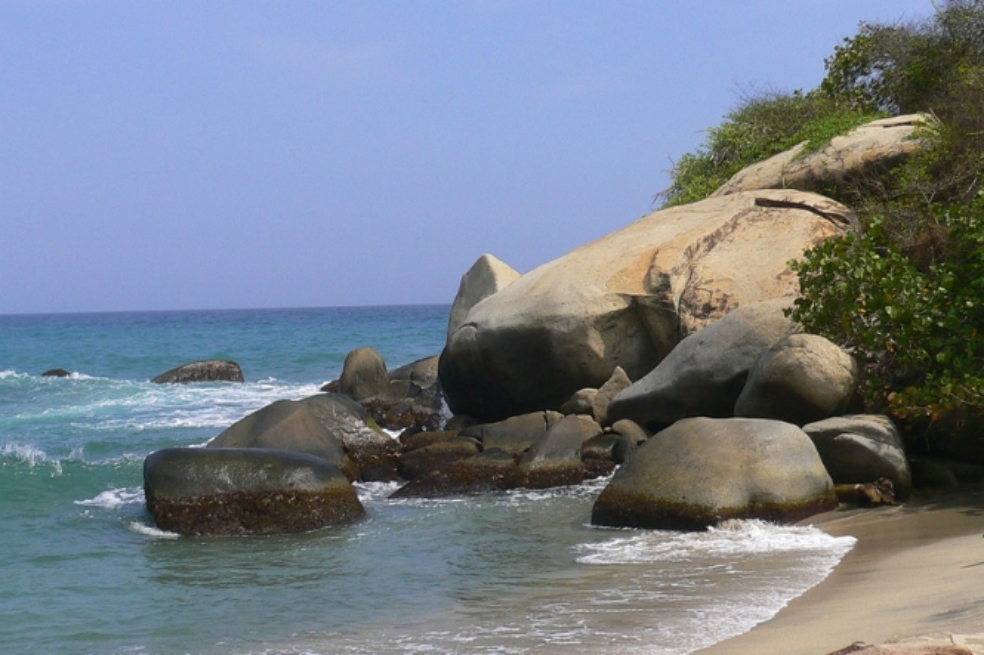 Juez ordena suspender licitación ecoturística del Parque Tayrona