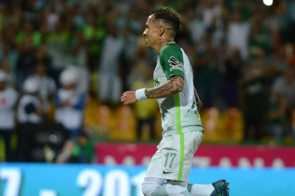 En el último minuto, Nacional venció 3-2 a Millonarios en Medellín