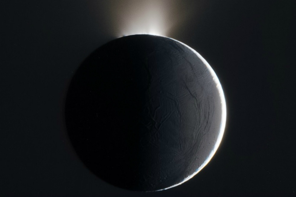 Mareas en lunas heladas de Júpiter y Saturno podrían contribuir a la aparición de vida
