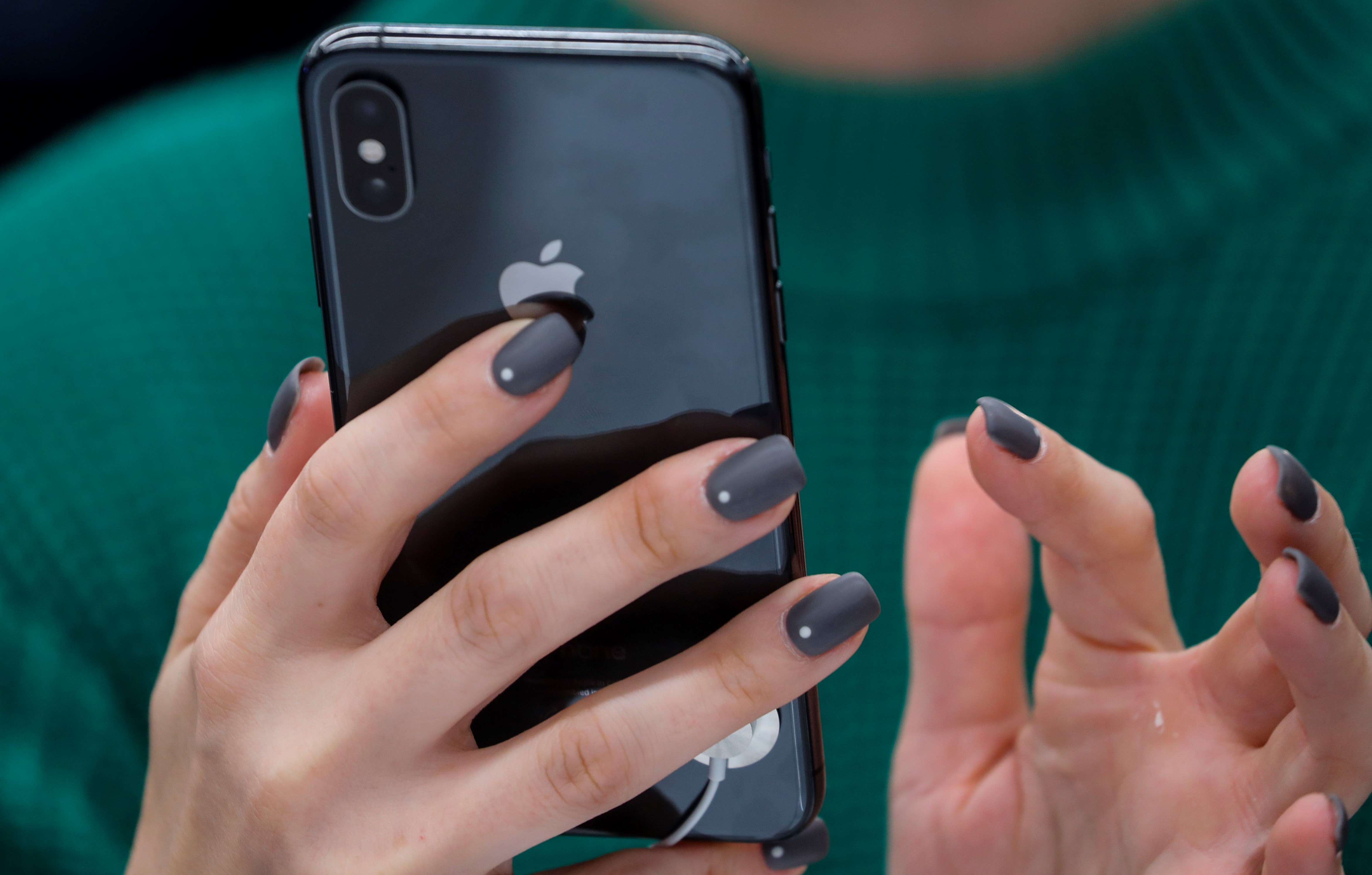 Superindustria instó a operadores de telefonía a respetar la libre competencia