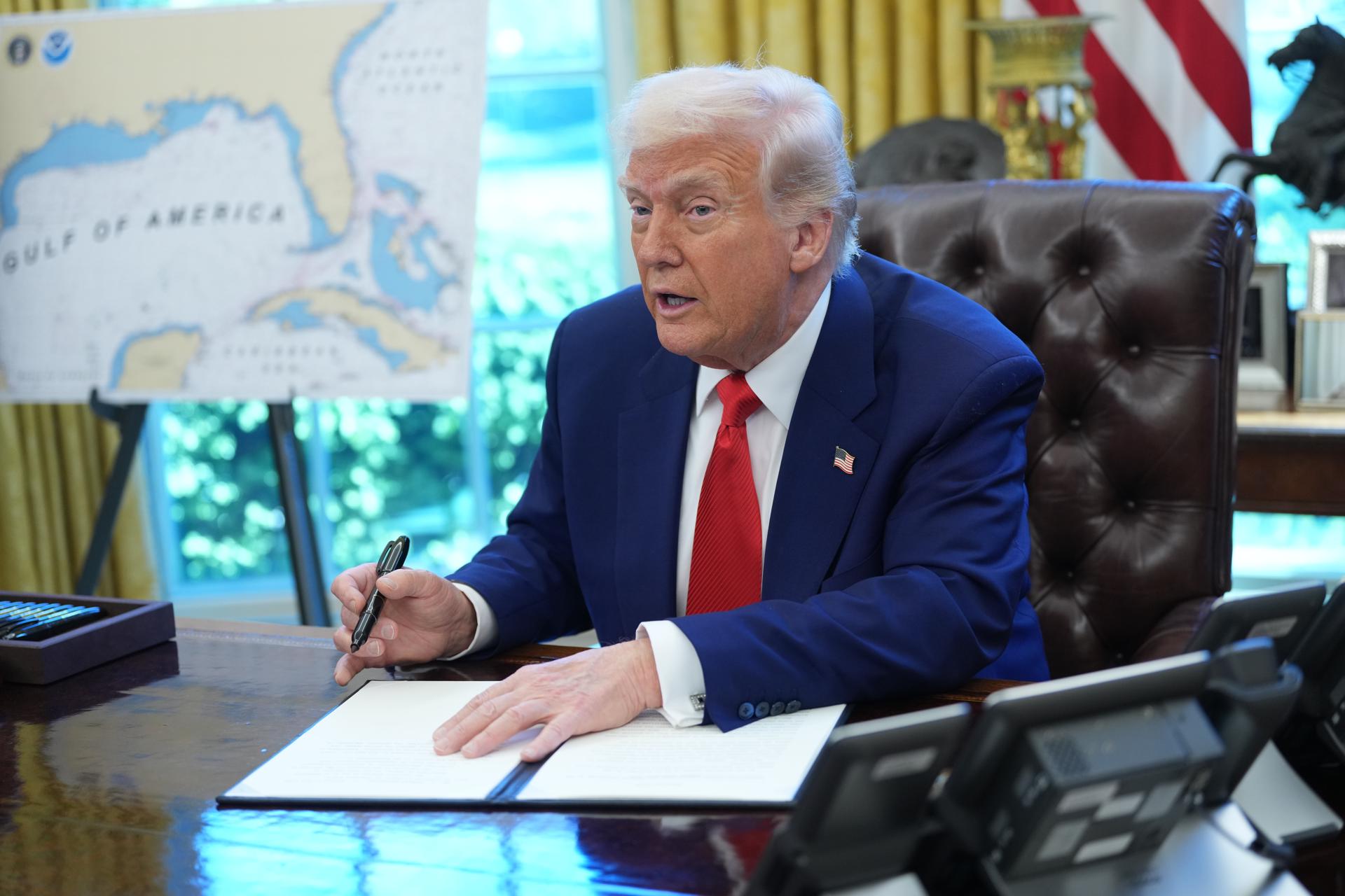Sindicato de trabajadores de museos y bibliotecas demandan al gobierno de Trump