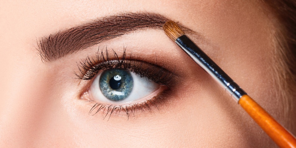 ¿Qué color de cejas debo usar según mi color de pelo?