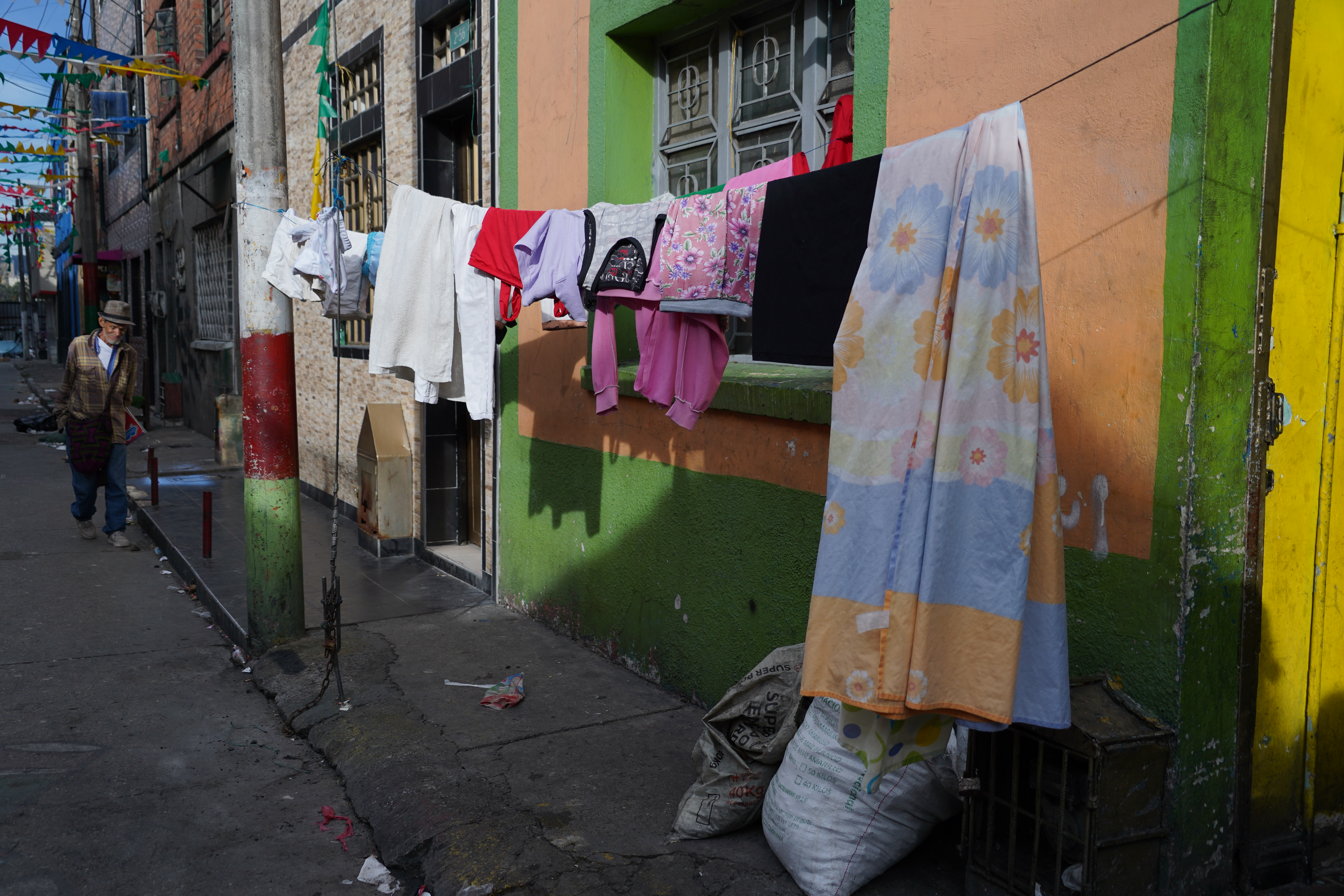 En sus calles, la violencia letal alcanza una tasa de 73 homicidios por cada 100.000 habitantes (las más altas en el sur están por 20 y 19 en Ciudad Bolívar y Kennedy)