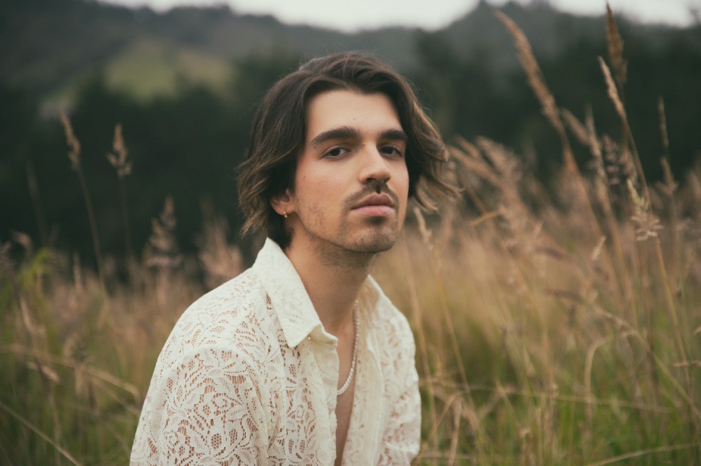 Pavlo presenta “¿Qué más da?”, rock-pop previo a su show en el Estéreo Pícnic