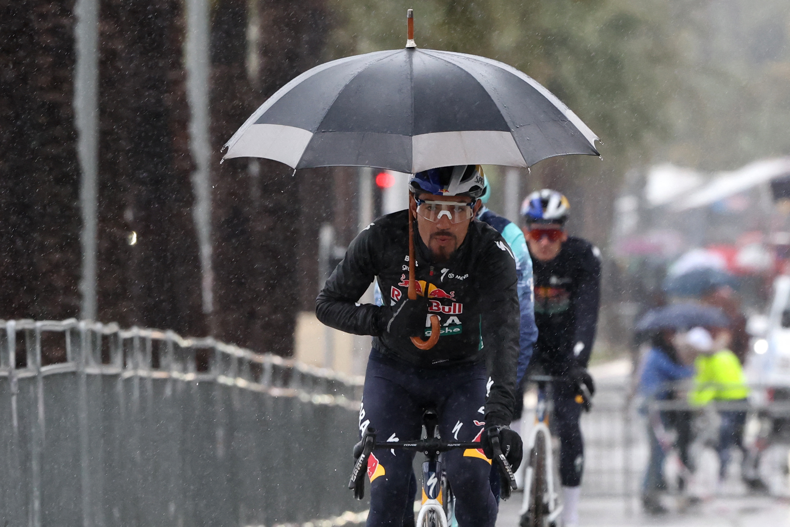 Daniel Felipe Martínez y su garra: un ciclista inspirador