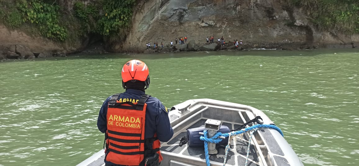 La Armada de Colombia rescata 25 personas víctimas de hurto en Buenaventura