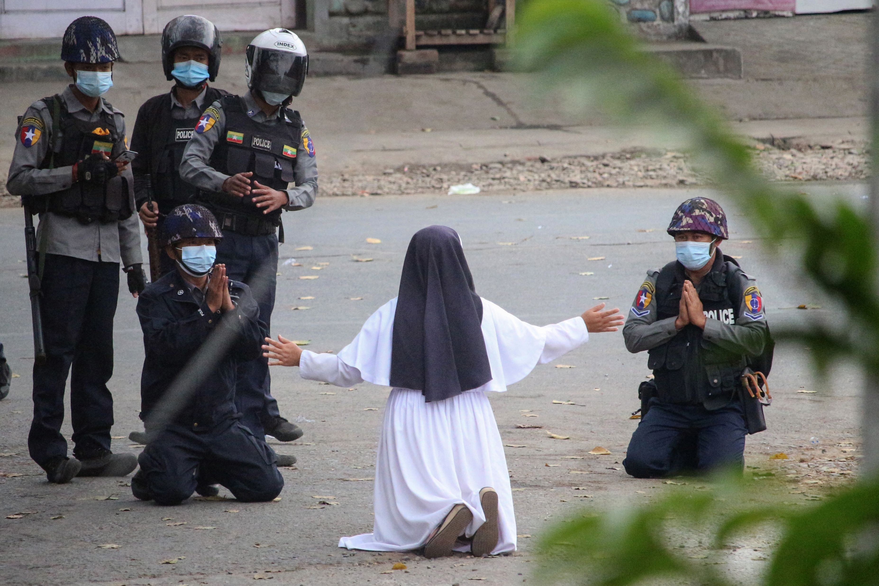 Las monjas de Birmania, protagonistas en las protestas contra la junta militar