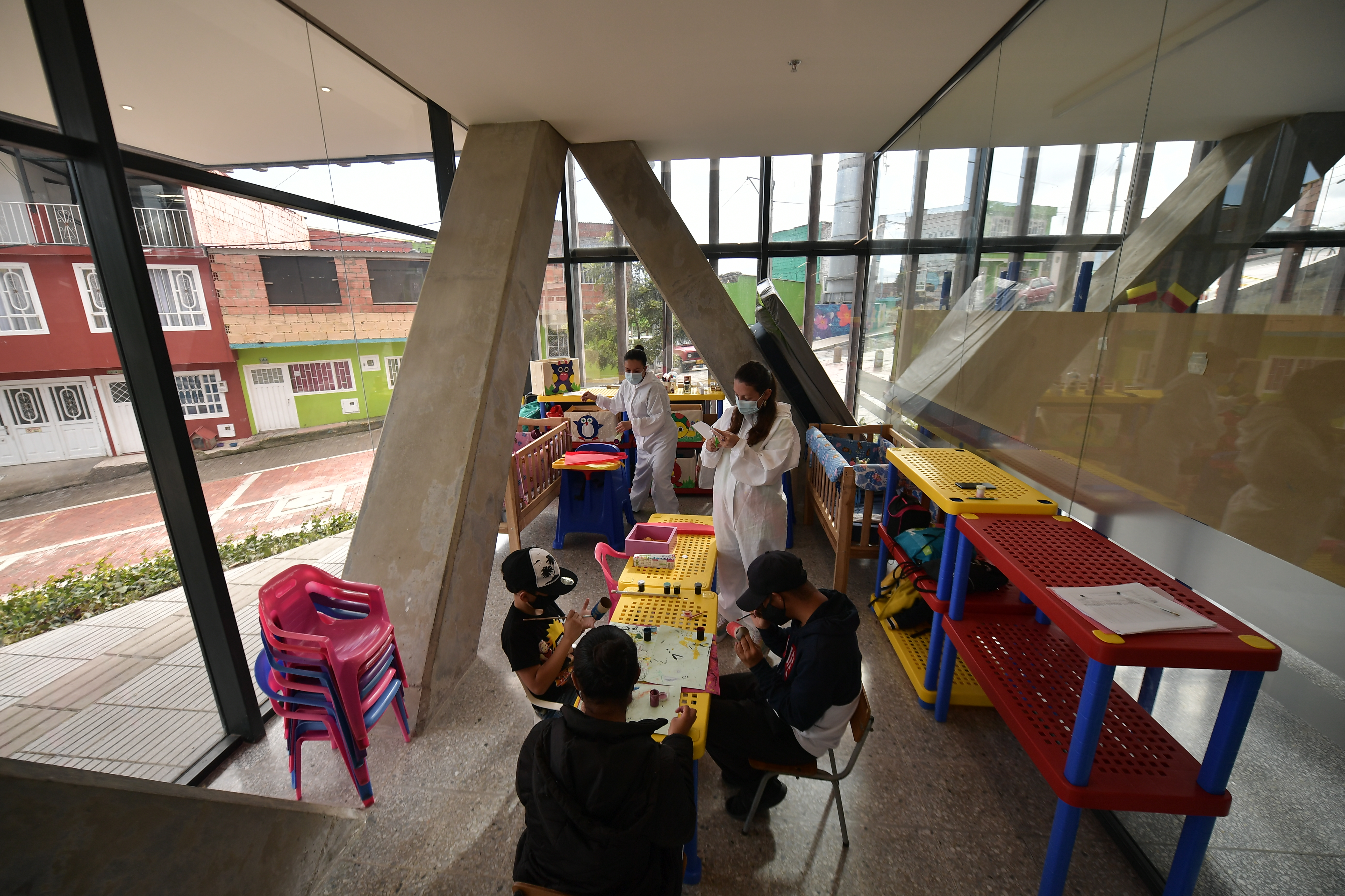 Chapinero: entregan Manzana el Cuidado número 15 en Bogotá
