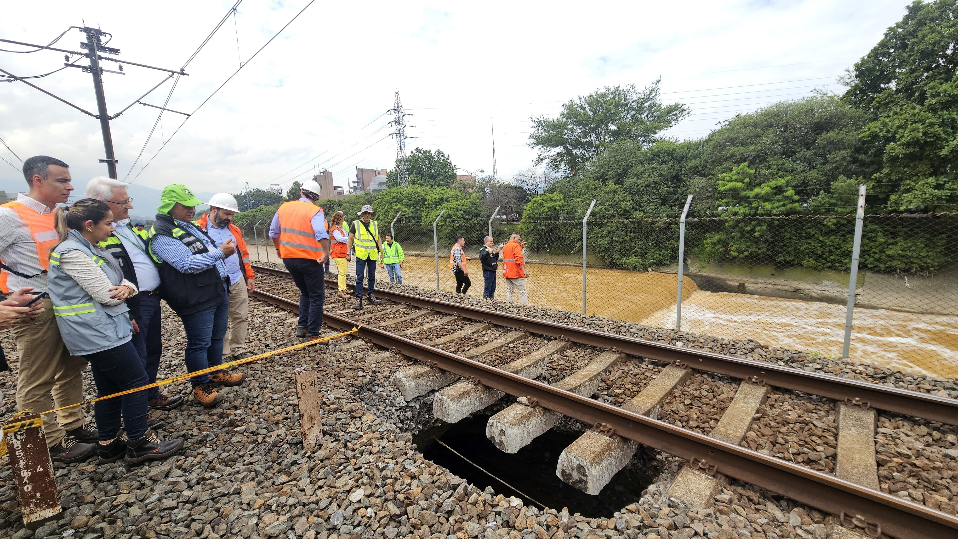 Obras por socavación en Metro de Medellín tardarán una semana: habrá buses gratis