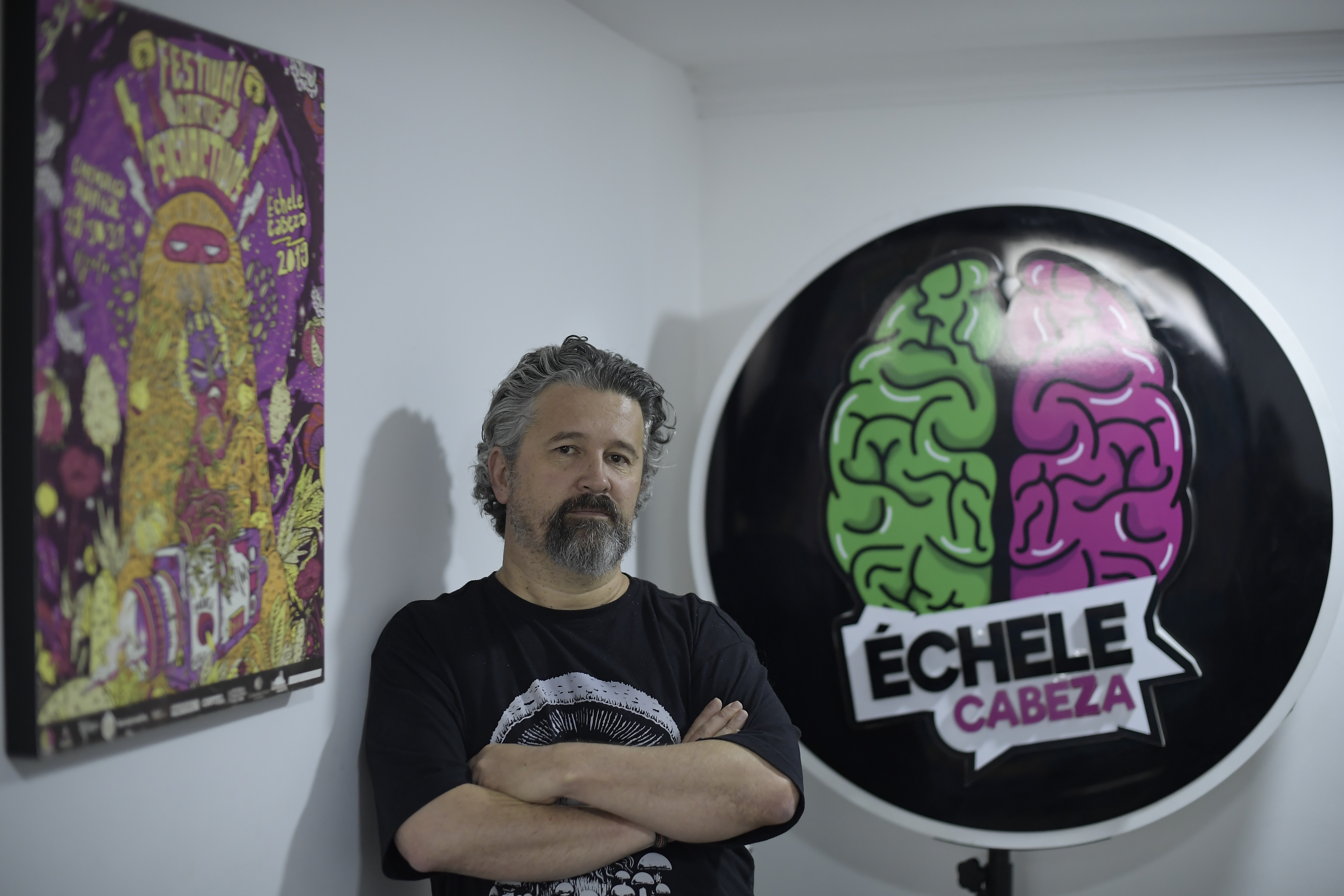 Señalan a Julián Quintero, fundador de Échele Cabeza, de supuesta violencia sexual