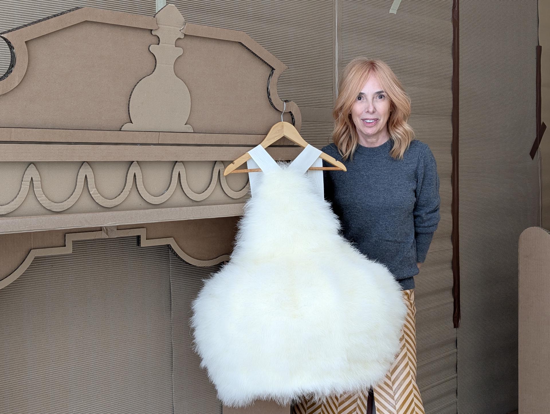 Teresa Helbig canaliza en Nueva York el lujo y rebeldía de un noble arruinado por la moda