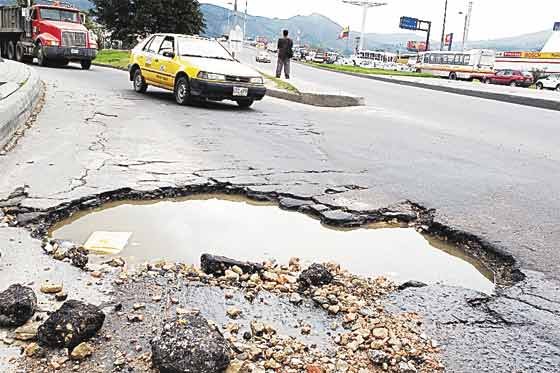 IDU propone priorizar reparación de vías existentes en lugar de construir nuevas