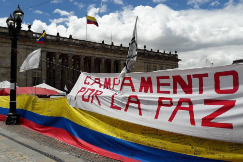 Del campamento a la pedagogía por la paz: varios manifestantes levantaron las carpas