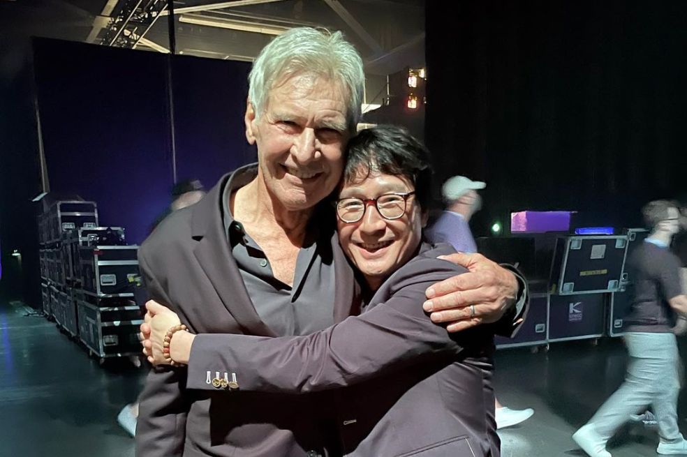 Ke Huy Quan y Harrison Ford: así fue su emotivo reencuentro en los Óscar 2023
