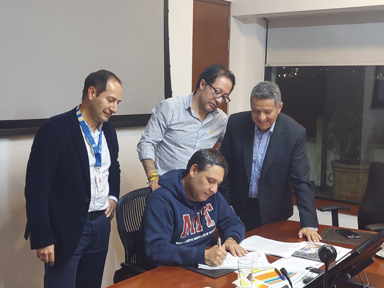 Lista la resolución para la subasta de 5G en Colombia: estas son las claves