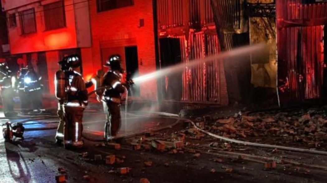 Bomberos atendieron incendio de cuatro edificaciones en el noroccidente de Bogotá