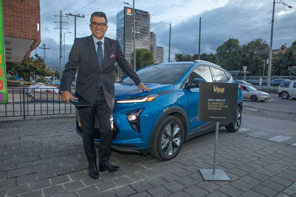 Carlos Calero y más famosos que llegaron a los once años de Vea en Chevrolet
