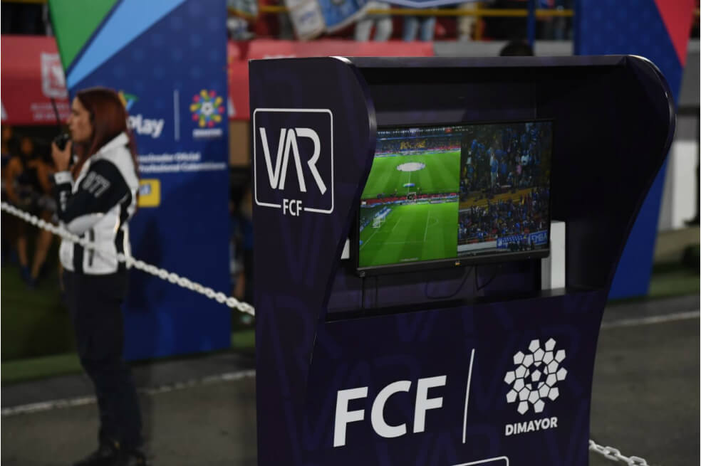 El VAR en Colombia: un largo camino por recorrer