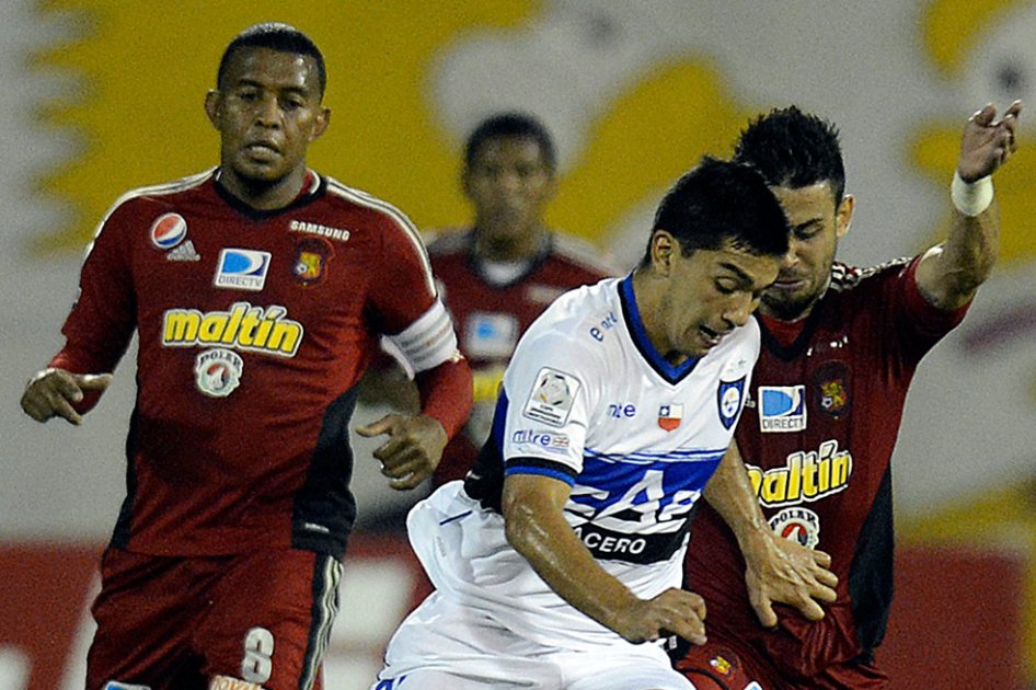 Huachipato asumió el liderato del grupo 8